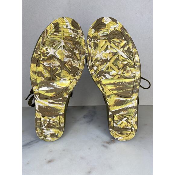 Converse Sneakers Womens 7 Chuck Taylor CT Army Green Lift Platform Hi Casual - Picture 9 of 12